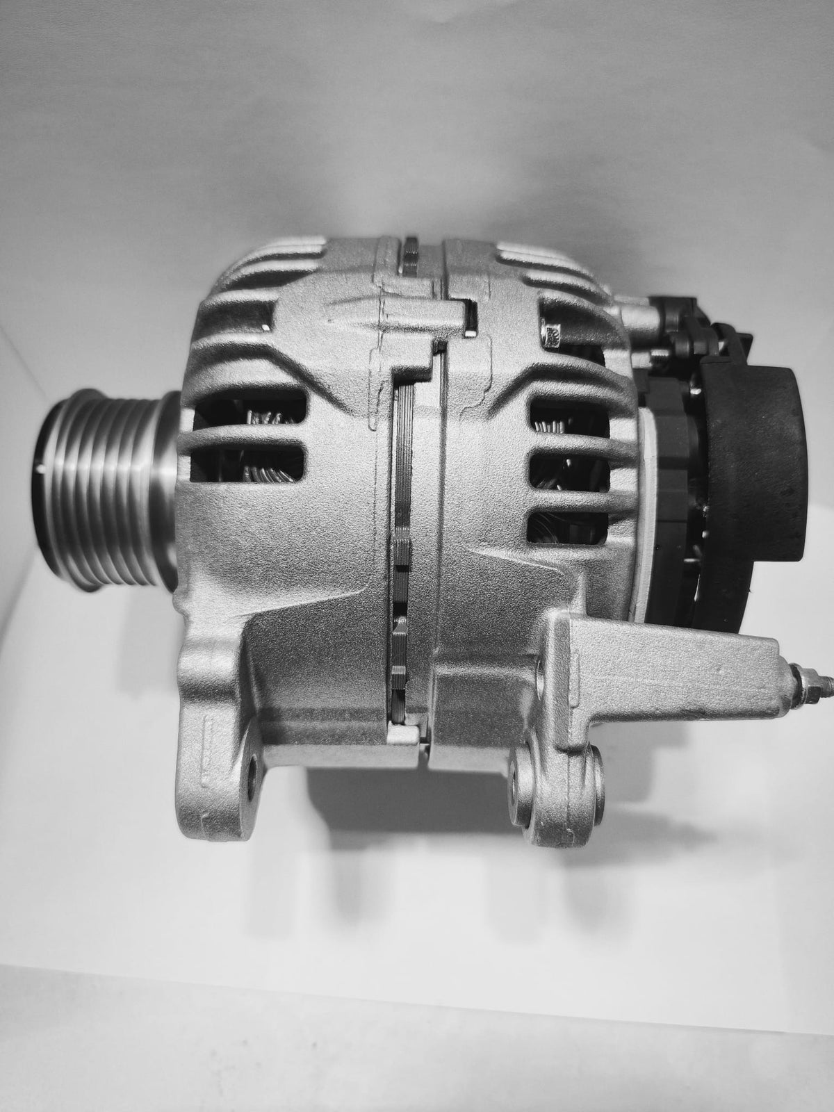 Алтернатор A0362 12V 140A – нов